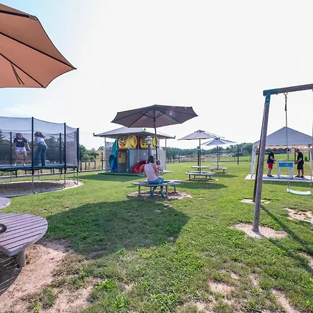 Kamp alanı Camper Au Moulin De La Brevette *