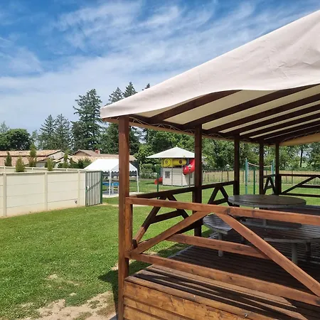 Camper Au Moulin De La Brevette Kamp alanı Arbigny