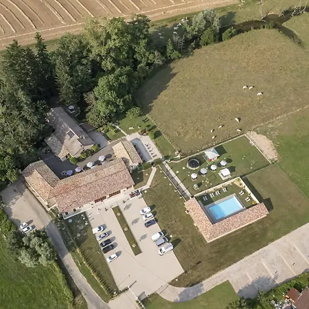 Camper Au Moulin De La Brevette Camping *